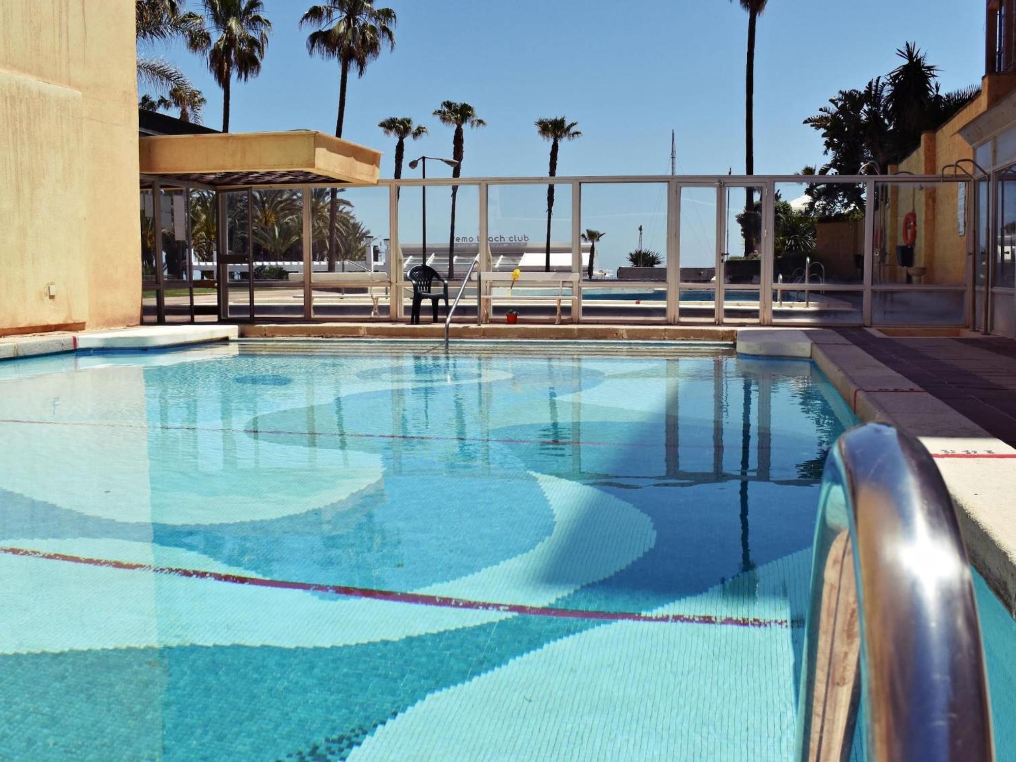 Luminoso Apartamento De 3 Dormitorios A Pie De Playa En トレモリノス エクステリア 写真
