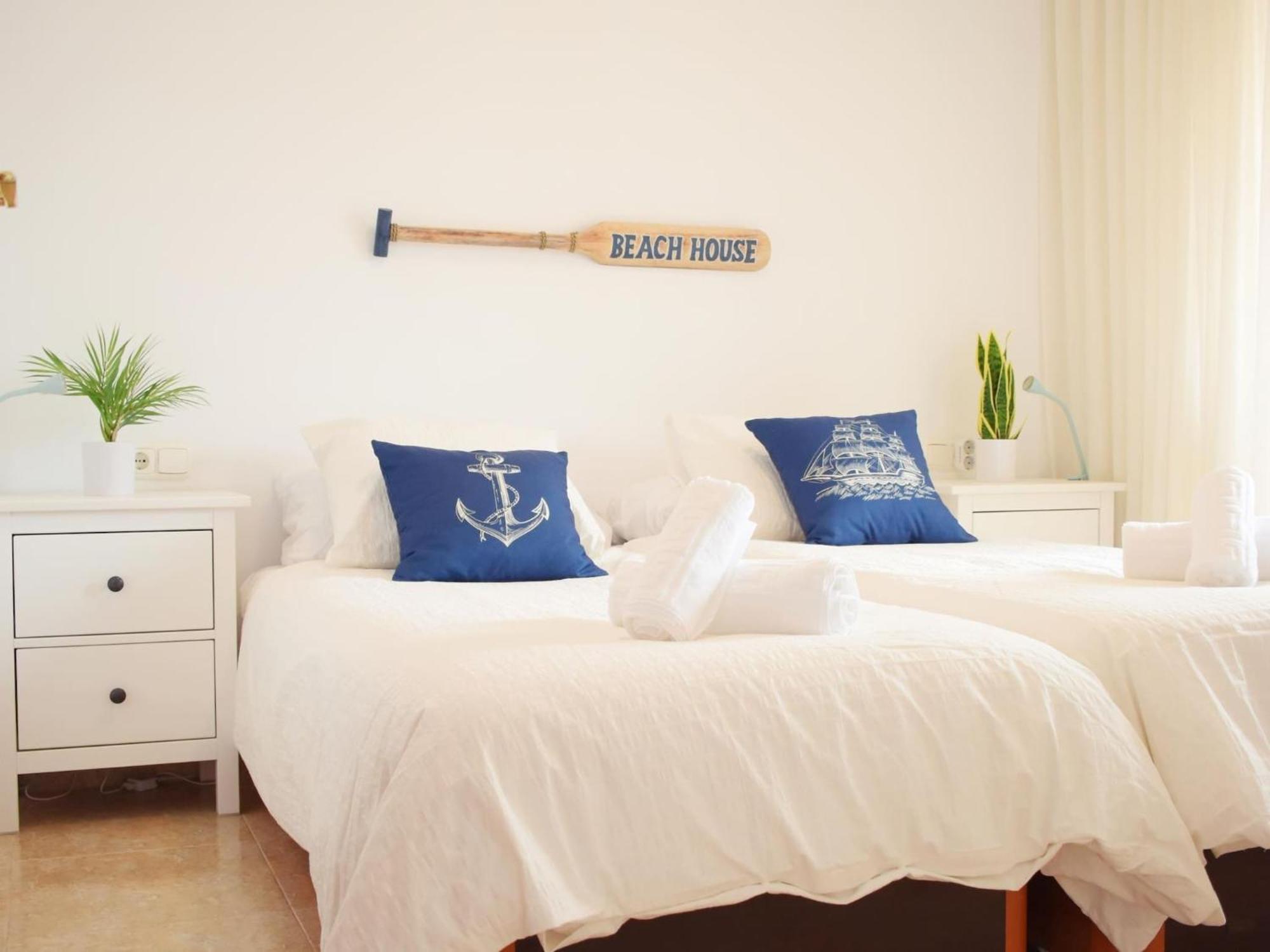 Luminoso Apartamento De 3 Dormitorios A Pie De Playa En トレモリノス エクステリア 写真